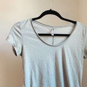 Fabletics Grey T-shirt